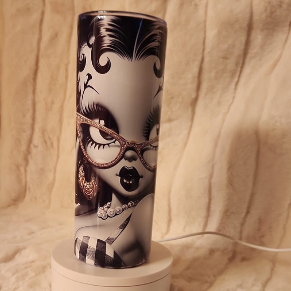 Hand Crafted Other - Chic Betty Boop Black and White Tumbler with Glamorous Design.  NWT